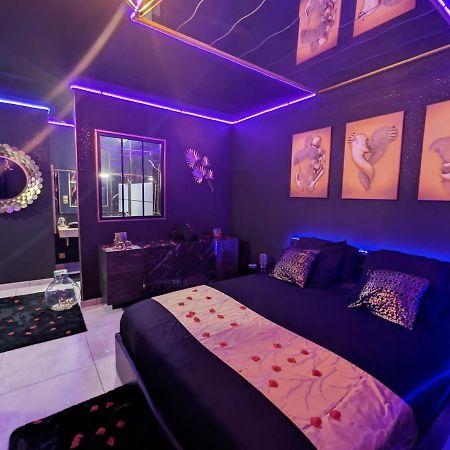 La Gold Room Jacuzzi & Sauna Prive แปร์ปินญอง ภายนอก รูปภาพ