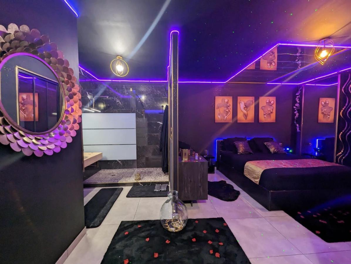 La Gold Room Jacuzzi & Sauna Prive แปร์ปินญอง ภายนอก รูปภาพ