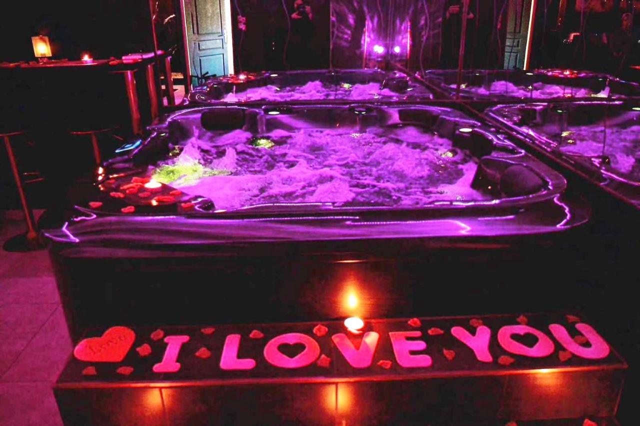 La Gold Room Jacuzzi & Sauna Prive แปร์ปินญอง ภายนอก รูปภาพ