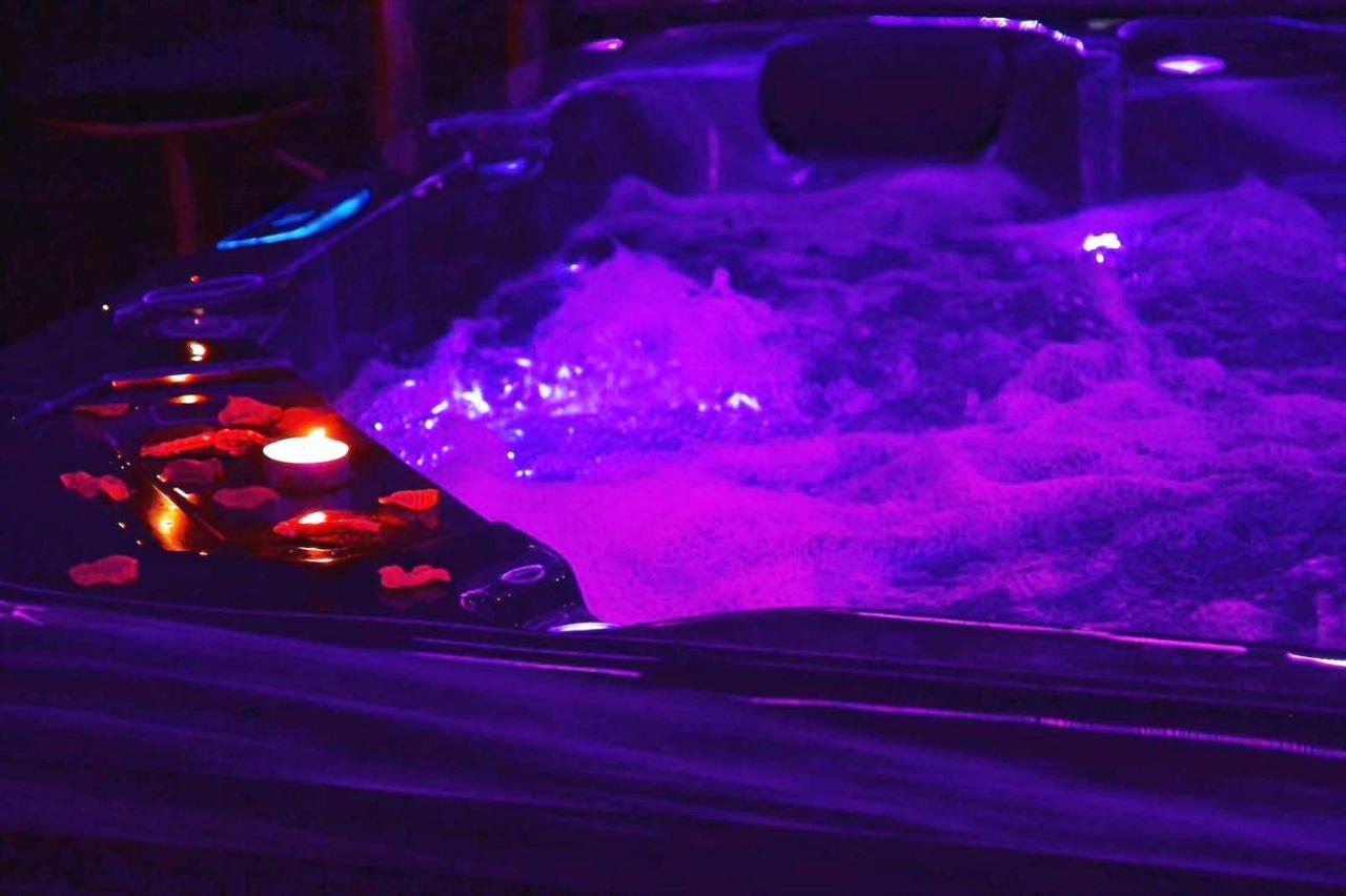 La Gold Room Jacuzzi & Sauna Prive แปร์ปินญอง ภายนอก รูปภาพ